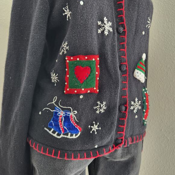 Vintage 90s Basic Editions Holiday Black Snowflake Christmas Sweater Cardigan M - Picture 3 of 10